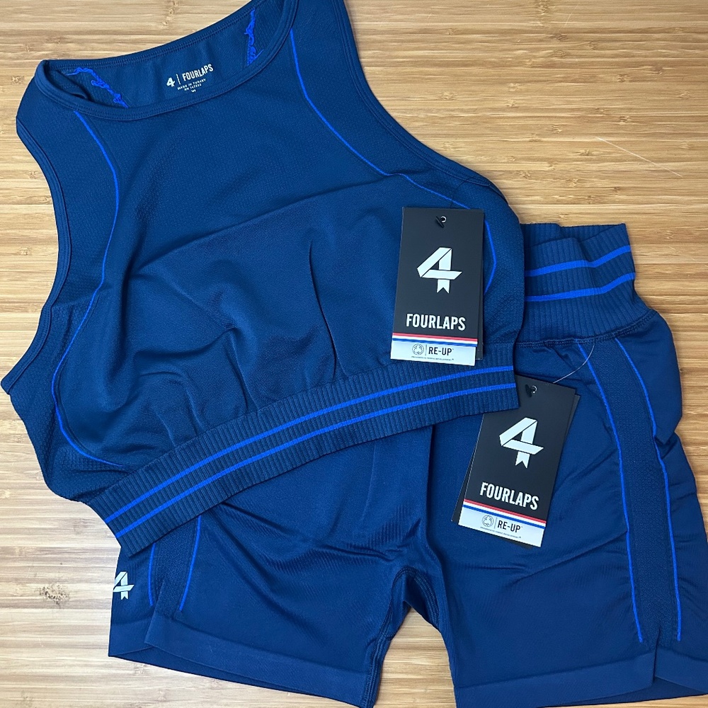 NWT FOURLAPS SET OF AERO SEAMLESS 3” SHORTS AND BREATHE SEAMLESS BRA